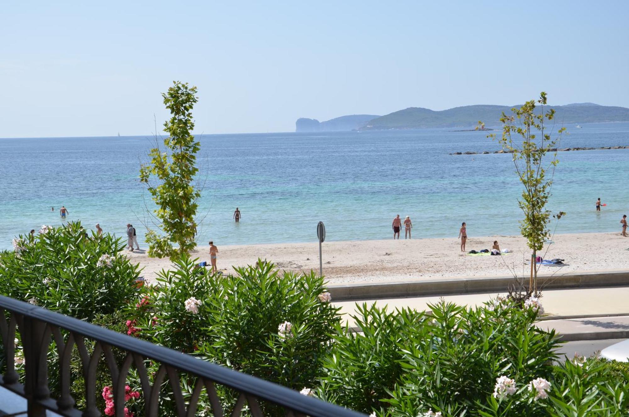 Apartamento Il Mare Di Alida Alguer Habitación foto